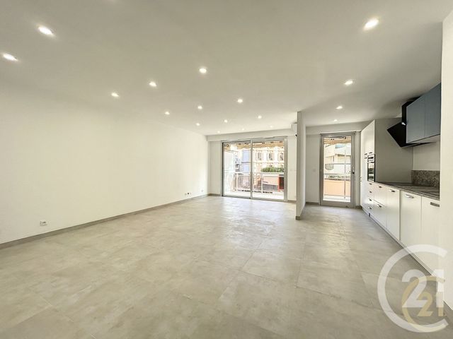 Appartement F3 à vendre - 3 pièces - 71.0 m2 - CANNES - 06 - PROVENCE-ALPES-COTE-D-AZUR - Century 21 Immobilier Service