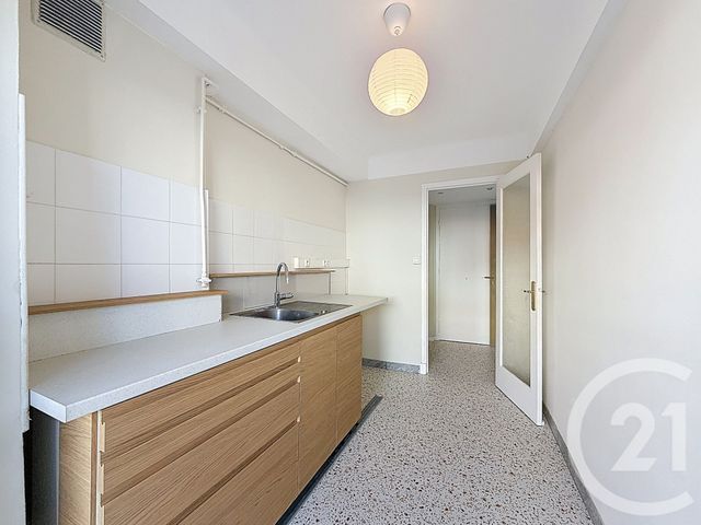 Appartement F3 à louer ANTIBES