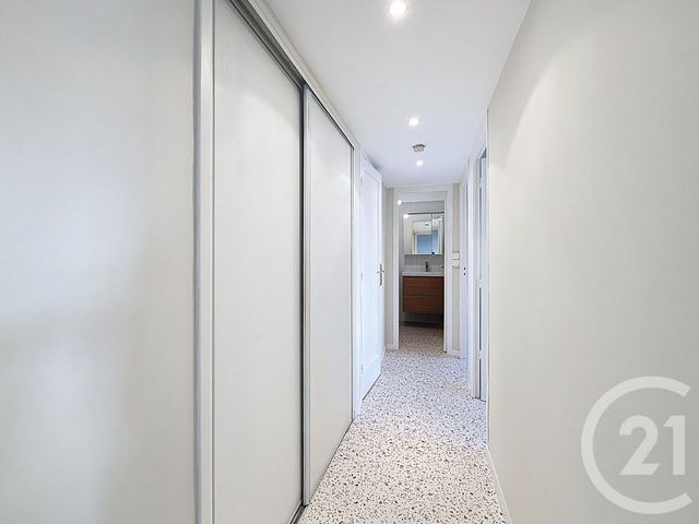 Appartement F3 à louer - 3 pièces - 54.14 m2 - ANTIBES - 06 - PROVENCE-ALPES-COTE-D-AZUR - Century 21 Immobilier Service
