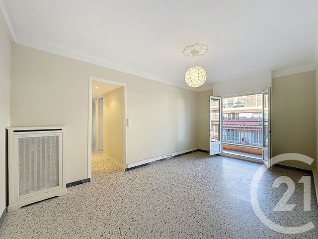 Appartement F3 à louer - 3 pièces - 54.14 m2 - ANTIBES - 06 - PROVENCE-ALPES-COTE-D-AZUR - Century 21 Immobilier Service