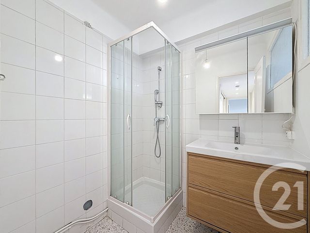 Appartement F3 à louer - 3 pièces - 54.14 m2 - ANTIBES - 06 - PROVENCE-ALPES-COTE-D-AZUR - Century 21 Immobilier Service