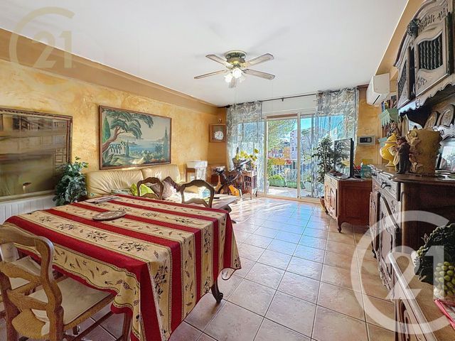 Appartement F2 à vendre - 2 pièces - 58.09 m2 - CANNES - 06 - PROVENCE-ALPES-COTE-D-AZUR - Century 21 Immobilier Service