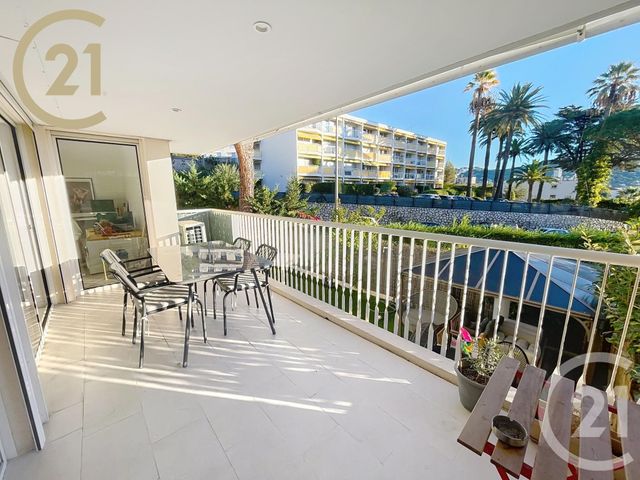 Appartement F3 à vendre - 3 pièces - 93.69 m2 - CANNES - 06 - PROVENCE-ALPES-COTE-D-AZUR - Century 21 Immobilier Service