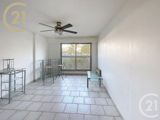 Appartement Studio à vendre - 1 pièce - 21.07 m2 - CANNES - 06 - PROVENCE-ALPES-COTE-D-AZUR - Century 21 Immobilier Service