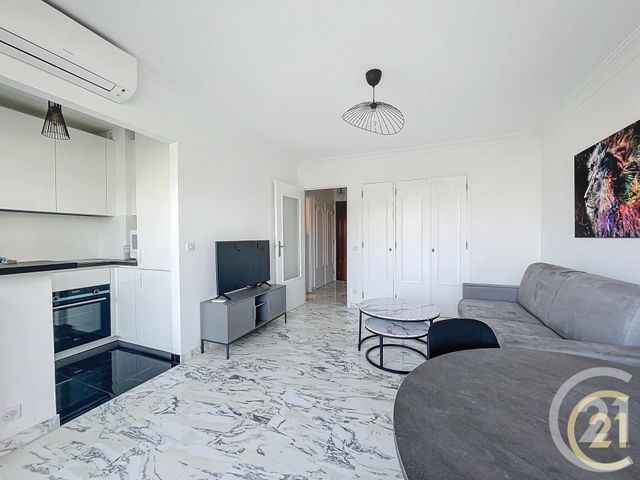 Appartement Studio à louer - 1 pièce - 27.6 m2 - CANNES - 06 - PROVENCE-ALPES-COTE-D-AZUR - Century 21 Immobilier Service