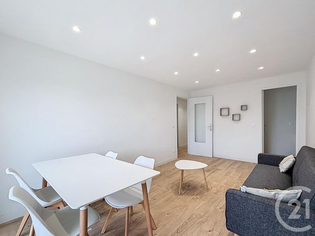 Appartement T4 à louer - 4 pièces - 66.25 m2 - CANNES - 06 - PROVENCE-ALPES-COTE-D-AZUR - Century 21 Immobilier Service