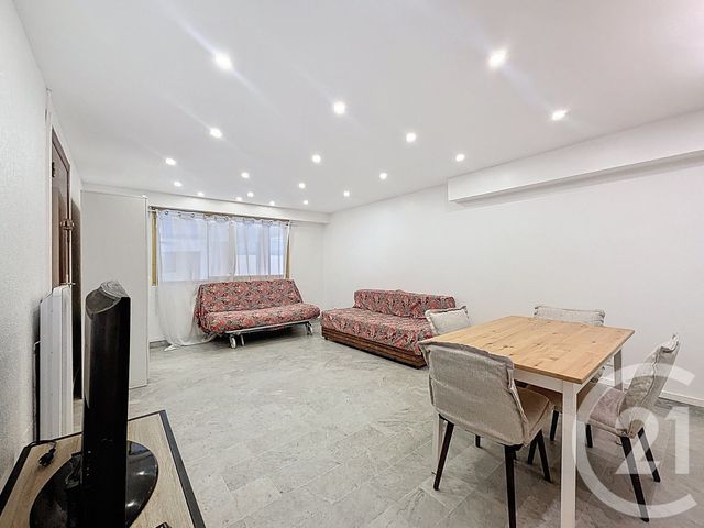 Appartement F2 à louer - 2 pièces - 45.0 m2 - CANNES - 06 - PROVENCE-ALPES-COTE-D-AZUR - Century 21 Immobilier Service