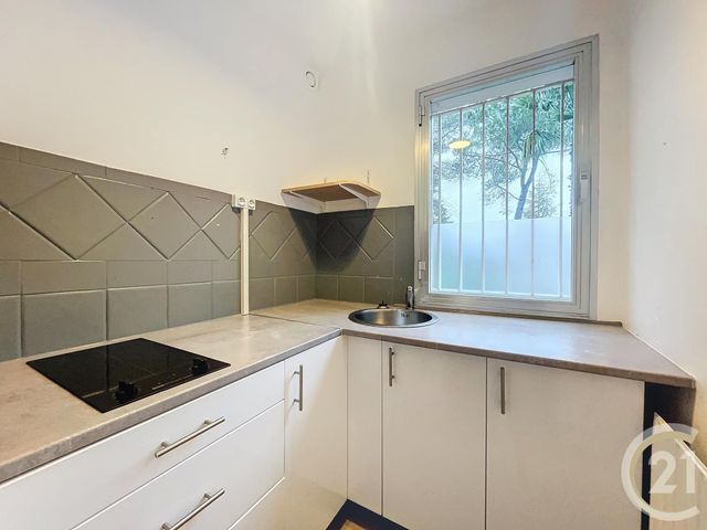 Appartement F1 à louer - 1 pièce - 33.72 m2 - CANNES LA BOCCA - 06 - PROVENCE-ALPES-COTE-D-AZUR - Century 21 Immobilier Service