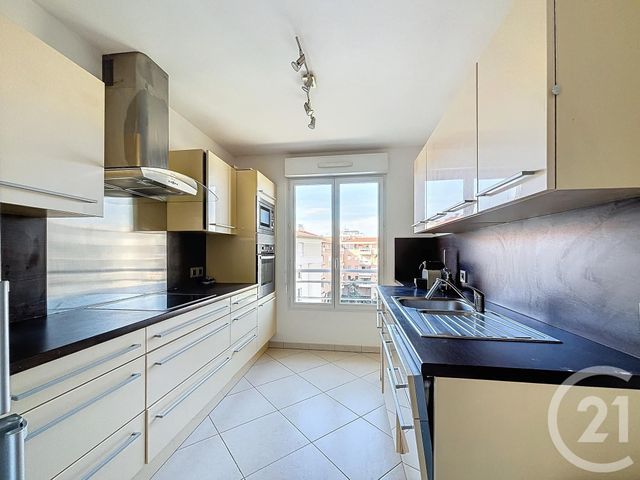Appartement Duplex à louer - 3 pièces - 93.33 m2 - CANNES - 06 - PROVENCE-ALPES-COTE-D-AZUR - Century 21 Immobilier Service
