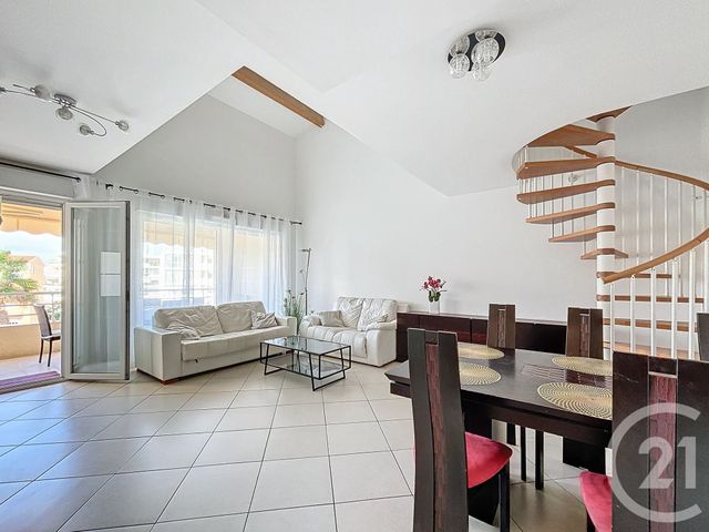 Appartement Duplex à louer - 3 pièces - 93.33 m2 - CANNES - 06 - PROVENCE-ALPES-COTE-D-AZUR - Century 21 Immobilier Service