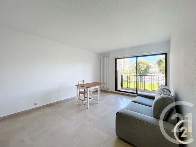 Appartement T2 à louer - 2 pièces - 42.0 m2 - MANDELIEU LA NAPOULE - 06 - PROVENCE-ALPES-COTE-D-AZUR - Century 21 Immobilier Service