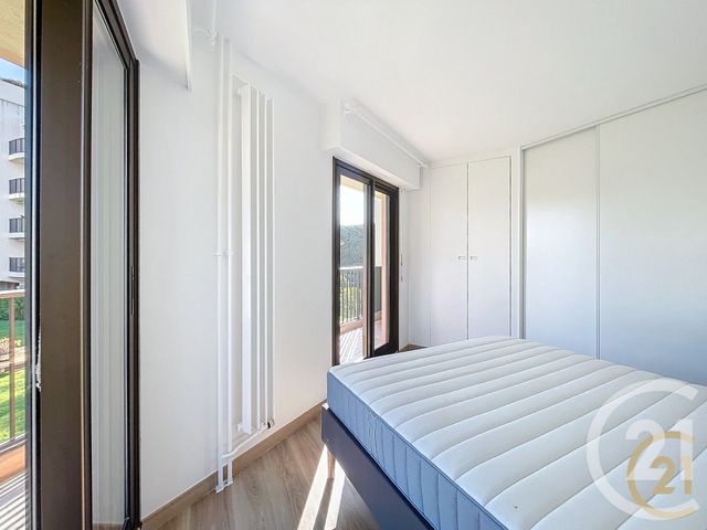 Appartement T2 à louer - 2 pièces - 42.0 m2 - MANDELIEU LA NAPOULE - 06 - PROVENCE-ALPES-COTE-D-AZUR - Century 21 Immobilier Service
