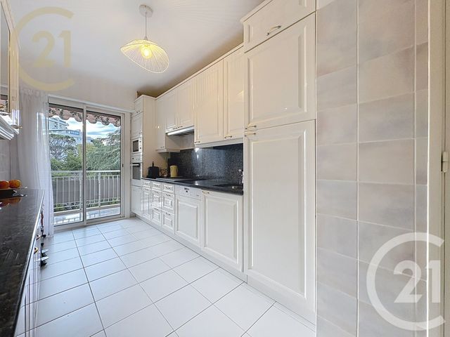Appartement F4 à vendre - 4 pièces - 110.93 m2 - CANNES - 06 - PROVENCE-ALPES-COTE-D-AZUR - Century 21 Immobilier Service