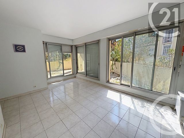 Appartement F4 à vendre - 4 pièces - 75.7 m2 - CANNES - 06 - PROVENCE-ALPES-COTE-D-AZUR - Century 21 Immobilier Service
