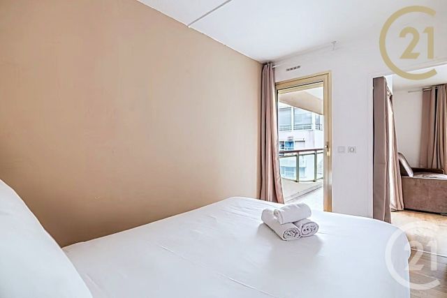 Appartement T2 à vendre - 2 pièces - 34.0 m2 - CANNES - 06 - PROVENCE-ALPES-COTE-D-AZUR - Century 21 Immobilier Service