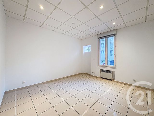 Appartement F4 à louer - 4 pièces - 77.0 m2 - 06 - PROVENCE-ALPES-COTE-D-AZUR - Century 21 Immobilier Service