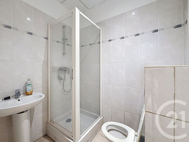 Appartement F4 à louer - 4 pièces - 77.0 m2 - 06 - PROVENCE-ALPES-COTE-D-AZUR - Century 21 Immobilier Service