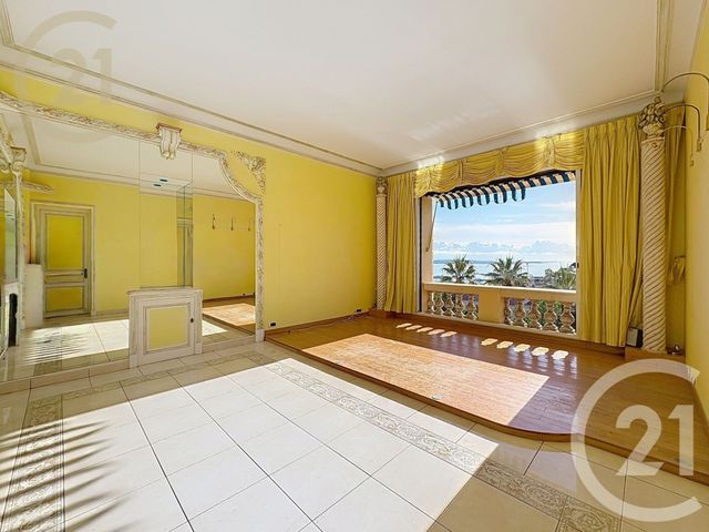 Appartement F2 à vendre - 2 pièces - 69.86 m2 - CANNES - 06 - PROVENCE-ALPES-COTE-D-AZUR - Century 21 Immobilier Service