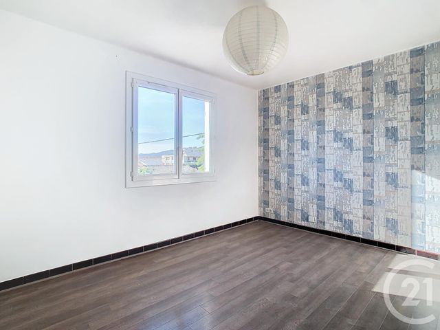 Appartement F3 à louer - 3 pièces - 62.05 m2 - CANNES LA BOCCA - 06 - PROVENCE-ALPES-COTE-D-AZUR - Century 21 Immobilier Service