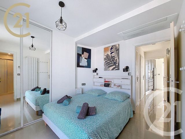 Appartement F4 à vendre - 3 pièces - 78.0 m2 - CANNES - 06 - PROVENCE-ALPES-COTE-D-AZUR - Century 21 Immobilier Service