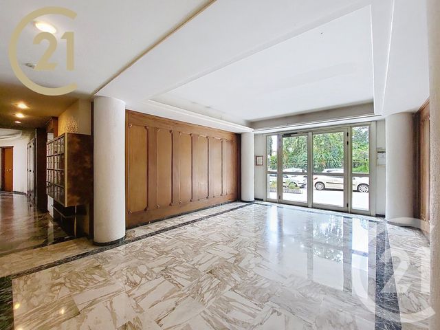 Appartement F2 à vendre - 2 pièces - 33.52 m2 - LE CANNET - 06 - PROVENCE-ALPES-COTE-D-AZUR - Century 21 Immobilier Service