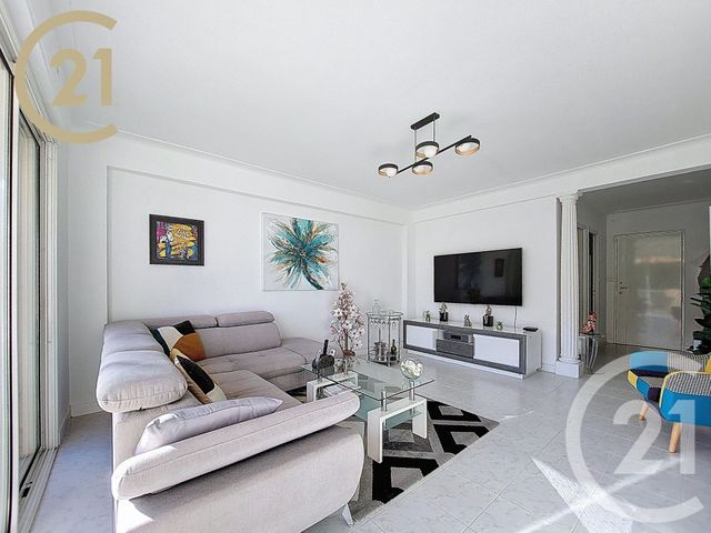 Appartement F2 à vendre - 2 pièces - 60.89 m2 - CANNES - 06 - PROVENCE-ALPES-COTE-D-AZUR - Century 21 Immobilier Service