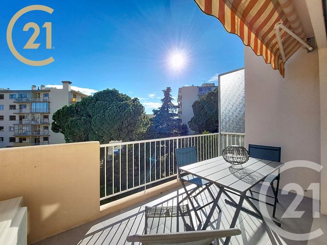 Appartement F2 à vendre - 2 pièces - 60.89 m2 - CANNES - 06 - PROVENCE-ALPES-COTE-D-AZUR - Century 21 Immobilier Service