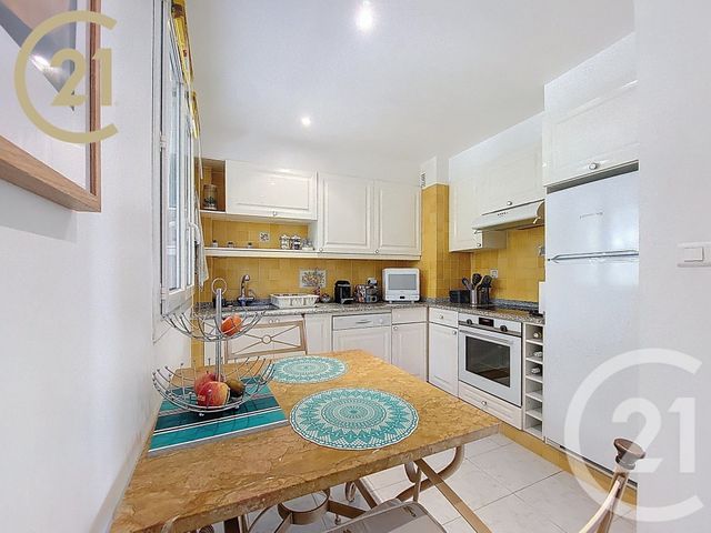 Appartement F2 à vendre - 2 pièces - 60.89 m2 - CANNES - 06 - PROVENCE-ALPES-COTE-D-AZUR - Century 21 Immobilier Service
