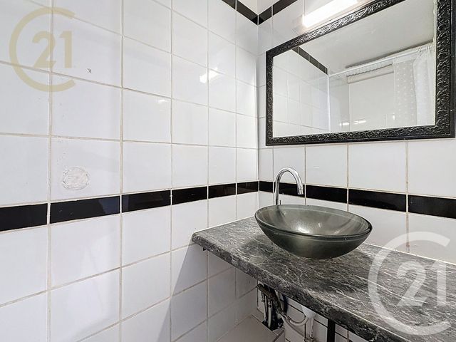 Appartement F2 à louer - 2 pièces - 31.67 m2 - CANNES - 06 - PROVENCE-ALPES-COTE-D-AZUR - Century 21 Immobilier Service