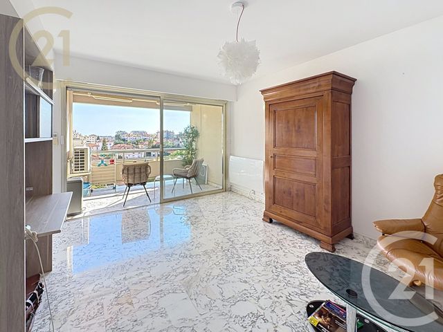 Appartement F2 à vendre - 2 pièces - 45.87 m2 - CANNES - 06 - PROVENCE-ALPES-COTE-D-AZUR - Century 21 Immobilier Service