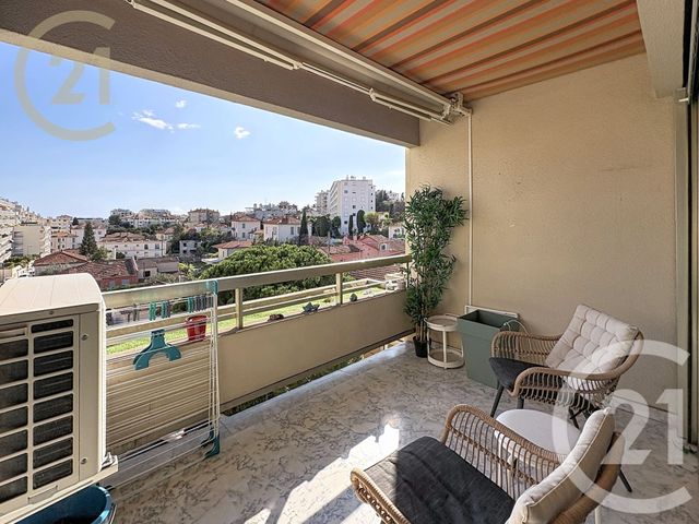Appartement F2 à vendre - 2 pièces - 45.87 m2 - CANNES - 06 - PROVENCE-ALPES-COTE-D-AZUR - Century 21 Immobilier Service