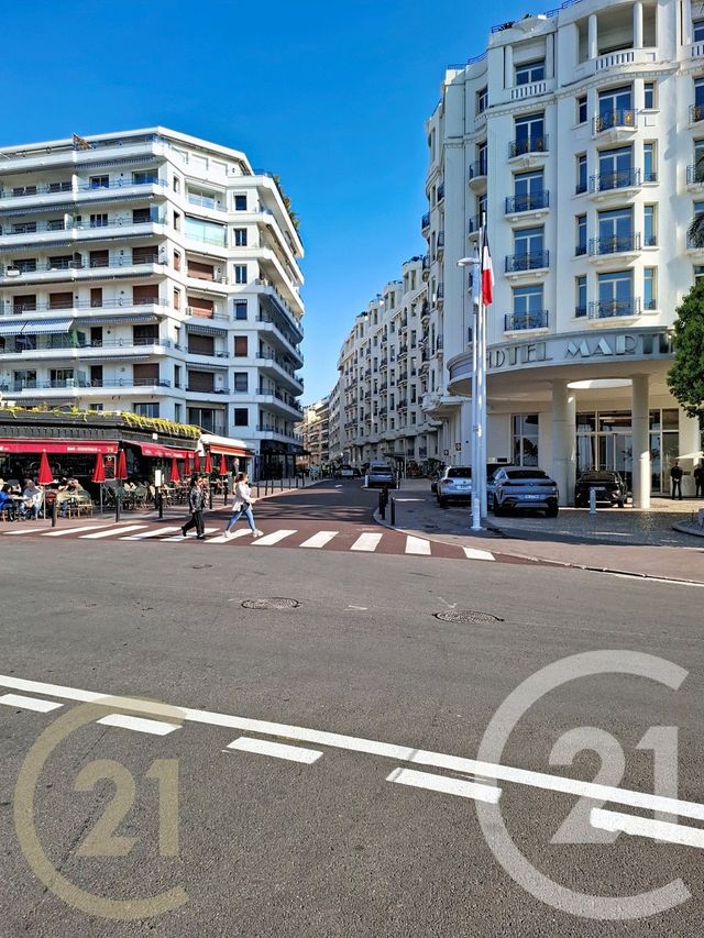 Appartement F3 à vendre - 3 pièces - 32.62 m2 - CANNES - 06 - PROVENCE-ALPES-COTE-D-AZUR - Century 21 Immobilier Service