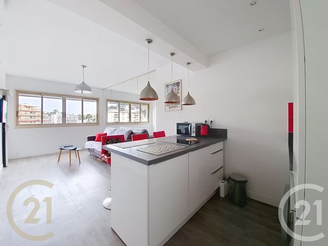 Appartement F3 à vendre - 3 pièces - 32.62 m2 - CANNES - 06 - PROVENCE-ALPES-COTE-D-AZUR - Century 21 Immobilier Service