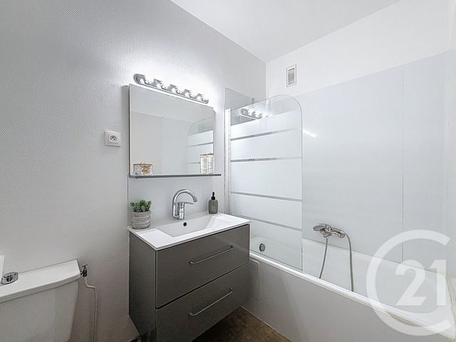 Appartement Studio à louer - 1 pièce - 25.19 m2 - CANNES - 06 - PROVENCE-ALPES-COTE-D-AZUR - Century 21 Immobilier Service