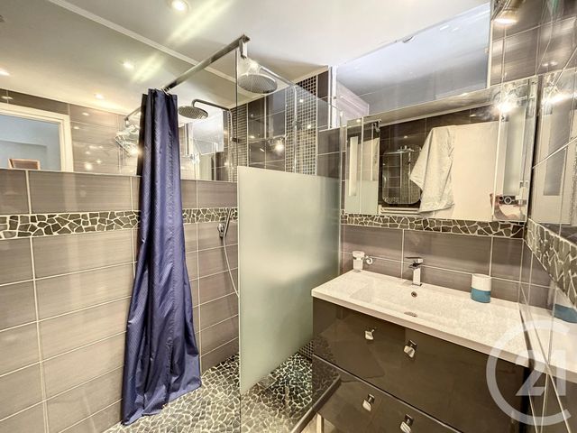 Appartement F2 à louer - 2 pièces - 37.32 m2 - CANNES - 06 - PROVENCE-ALPES-COTE-D-AZUR - Century 21 Immobilier Service