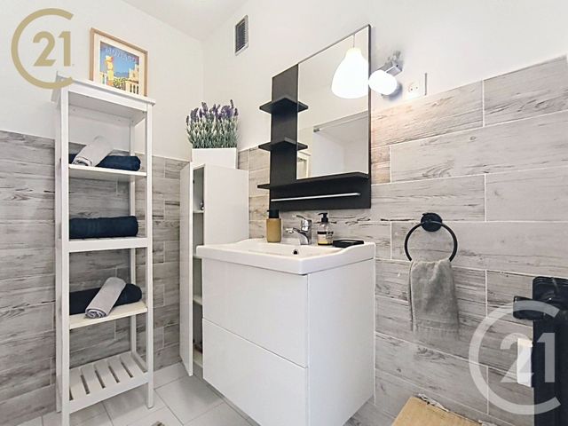 Appartement 2/3pp à vendre - 3 pièces - 68.7 m2 - LE CANNET - 06 - PROVENCE-ALPES-COTE-D-AZUR - Century 21 Immobilier Service