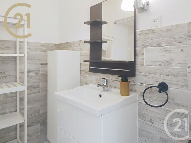 Appartement à vendre - 3 pièces - 68.7 m2 - LE CANNET - 06 - PROVENCE-ALPES-COTE-D-AZUR - Century 21 Immobilier Service