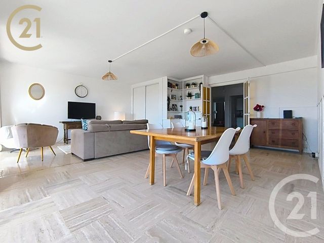 Appartement 2/3pp à vendre - 3 pièces - 68.7 m2 - LE CANNET - 06 - PROVENCE-ALPES-COTE-D-AZUR - Century 21 Immobilier Service
