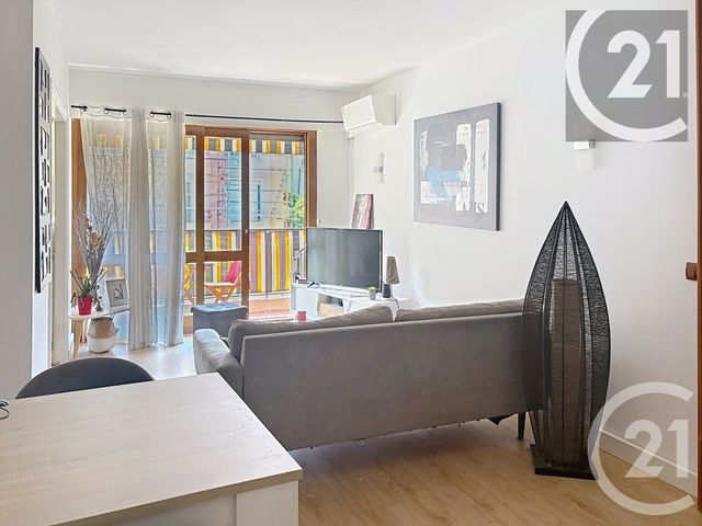 Appartement F2 à vendre - 2 pièces - 44.11 m2 - CANNES - 06 - PROVENCE-ALPES-COTE-D-AZUR - Century 21 Immobilier Service