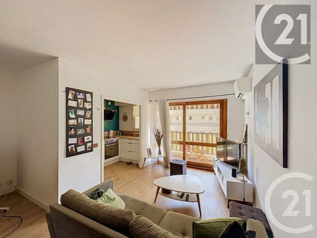 Appartement F2 à vendre - 2 pièces - 44.11 m2 - CANNES - 06 - PROVENCE-ALPES-COTE-D-AZUR - Century 21 Immobilier Service