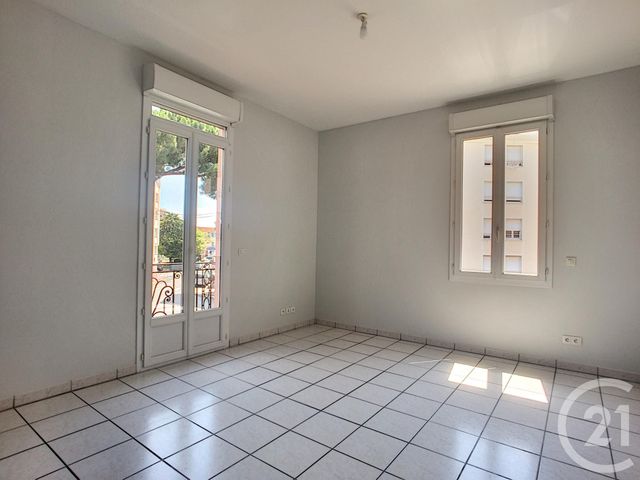 Appartement F4 à louer - 4 pièces - 86.1 m2 - CANNES LA BOCCA - 06 - PROVENCE-ALPES-COTE-D-AZUR - Century 21 Immobilier Service