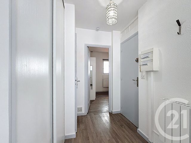 Appartement T2 à louer - 2 pièces - 43.0 m2 - CANNES - 06 - PROVENCE-ALPES-COTE-D-AZUR - Century 21 Immobilier Service