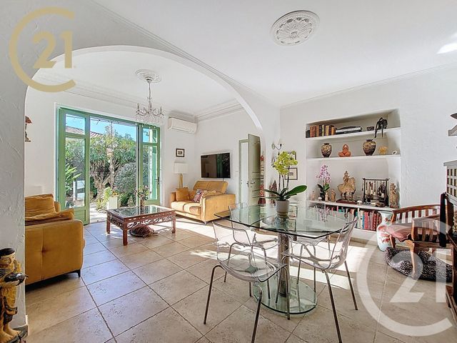 Appartement F4 à vendre - 4 pièces - 84.42 m2 - CANNES - 06 - PROVENCE-ALPES-COTE-D-AZUR - Century 21 Immobilier Service