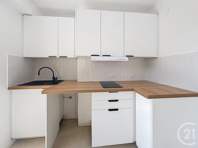 Appartement F1 à louer - 1 pièce - 33.01 m2 - CANNES - 06 - PROVENCE-ALPES-COTE-D-AZUR - Century 21 Immobilier Service