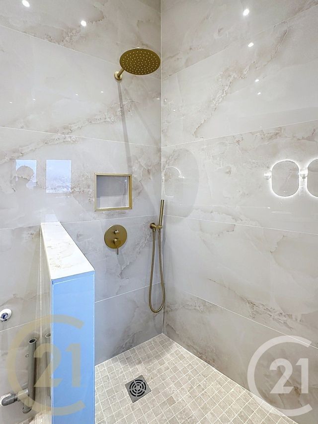 Appartement T3 à vendre - 3 pièces - 64.18 m2 - CANNES - 06 - PROVENCE-ALPES-COTE-D-AZUR - Century 21 Immobilier Service