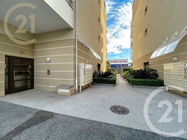 Appartement Studio à vendre - 1 pièce - 27.14 m2 - CANNES LA BOCCA - 06 - PROVENCE-ALPES-COTE-D-AZUR - Century 21 Immobilier Service