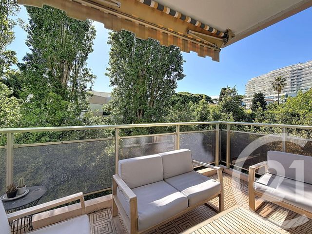 Appartement Studio à louer - 1 pièce - 31.14 m2 - CANNES - 06 - PROVENCE-ALPES-COTE-D-AZUR - Century 21 Immobilier Service