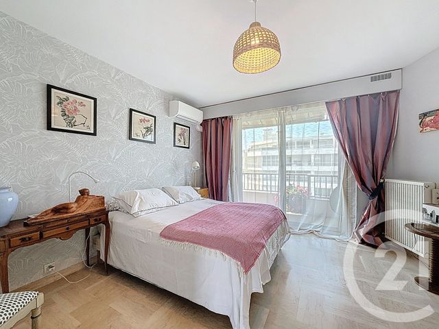 Appartement T4 à louer - 3 pièces - 76.27 m2 - CANNES LA BOCCA - 06 - PROVENCE-ALPES-COTE-D-AZUR - Century 21 Immobilier Service