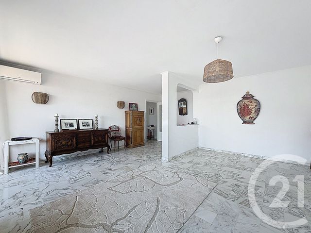 Appartement T4 à louer - 3 pièces - 76.27 m2 - CANNES LA BOCCA - 06 - PROVENCE-ALPES-COTE-D-AZUR - Century 21 Immobilier Service