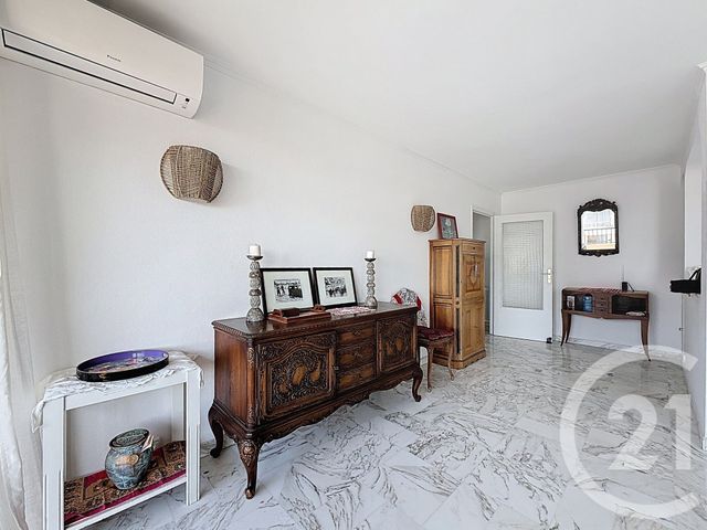 Appartement T4 à louer - 3 pièces - 76.27 m2 - CANNES LA BOCCA - 06 - PROVENCE-ALPES-COTE-D-AZUR - Century 21 Immobilier Service